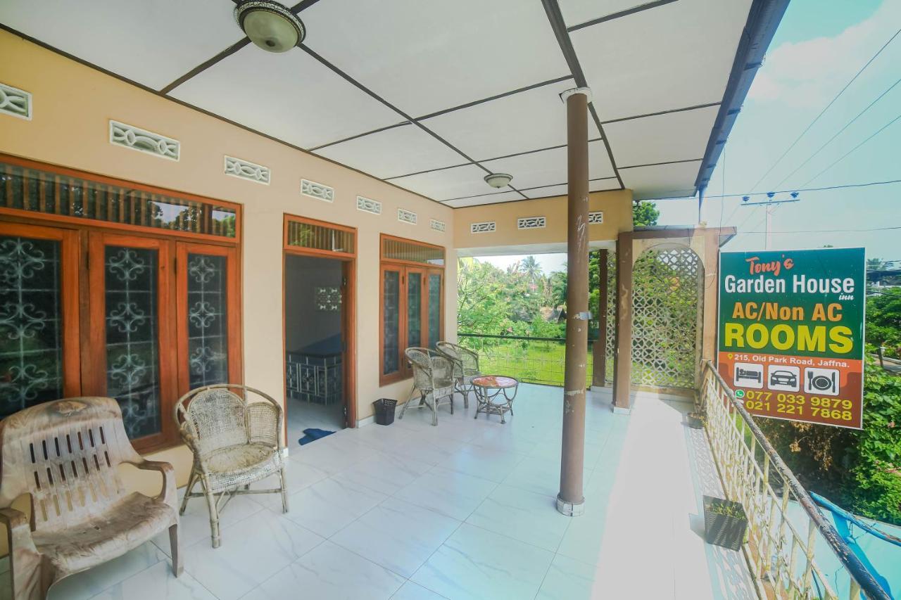 Tony'S Garden House Back Packers Inn Jaffna Exterior foto