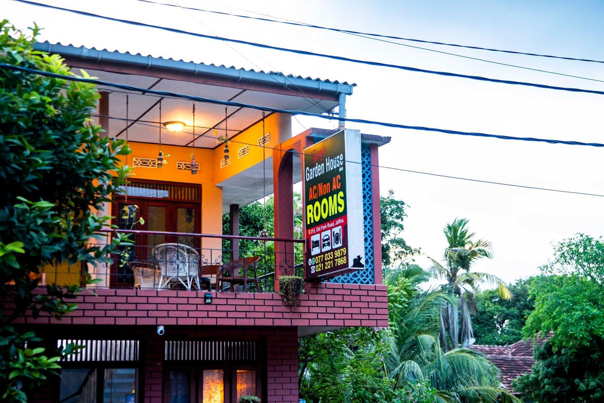 Tony'S Garden House Back Packers Inn Jaffna Exterior foto
