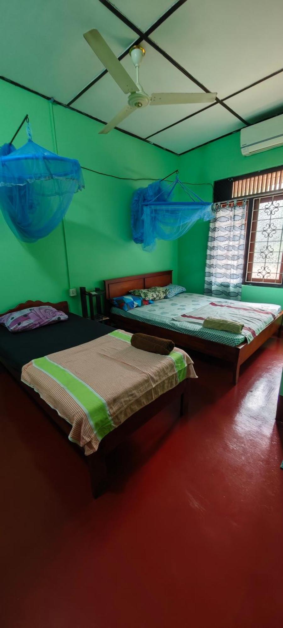Tony'S Garden House Back Packers Inn Jaffna Exterior foto