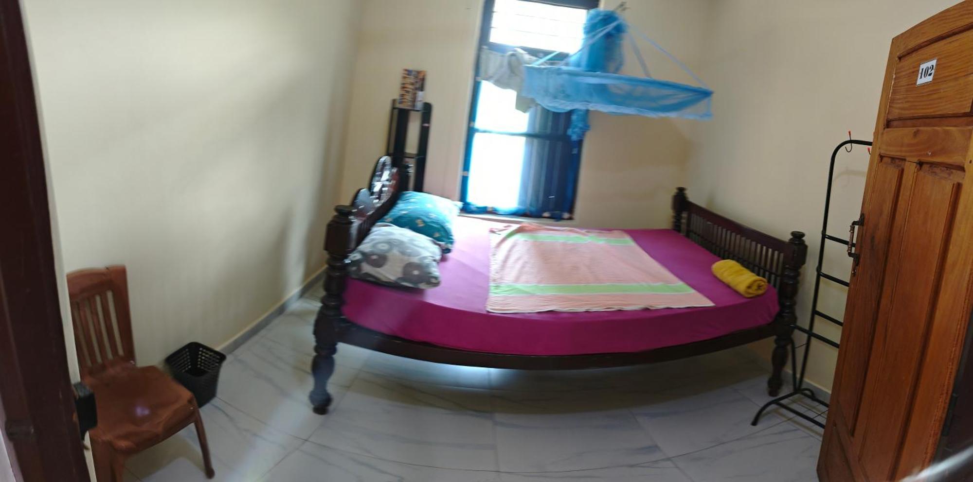 Tony'S Garden House Back Packers Inn Jaffna Exterior foto